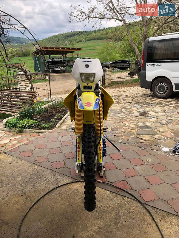 Мотоцикл Кросс Suzuki DR-Z 400 2004 в Долине фото 5 Мотоцикл Кросс Suzuki DR-Z 400 2004 в Долине