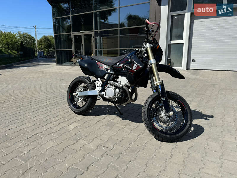 Мотоцикл Супермото (Motard) Suzuki DR-Z 400SM 2011 в 