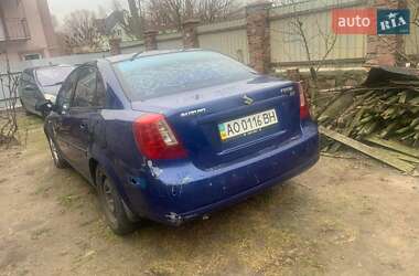 Седан Suzuki Forenza 2004 в Киеве