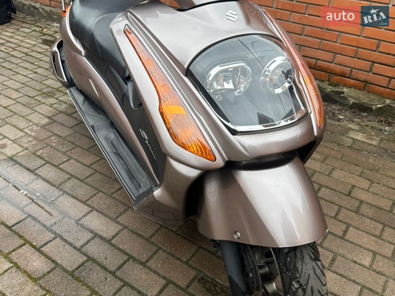 Suzuki Gemma 250 2010