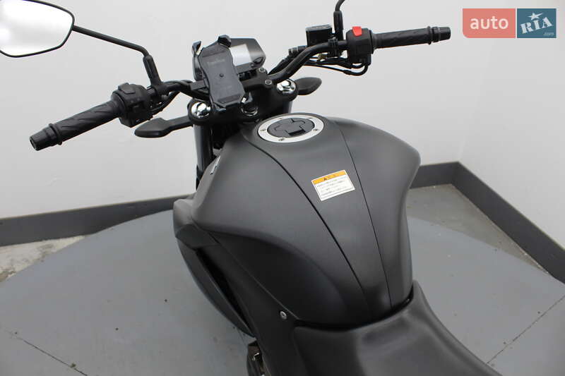 Мотоцикл Без обтекателей (Naked bike) Suzuki Gixxer 250 2021 в Гнивани