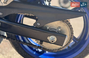 Мотоцикл Без обтекателей (Naked bike) Suzuki Gladius 400 2012 в 