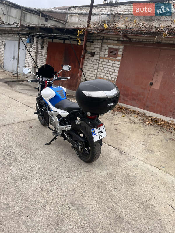 Мотоцикл Классик Suzuki Gladius 650 2009 в Южноукраинске фото 7 Мотоцикл Классик Suzuki Gladius 650 2009 в Южноукраинске