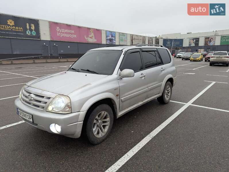 Позашляховик / Кросовер Suzuki Grand Vitara XL7 2004 в Горенці