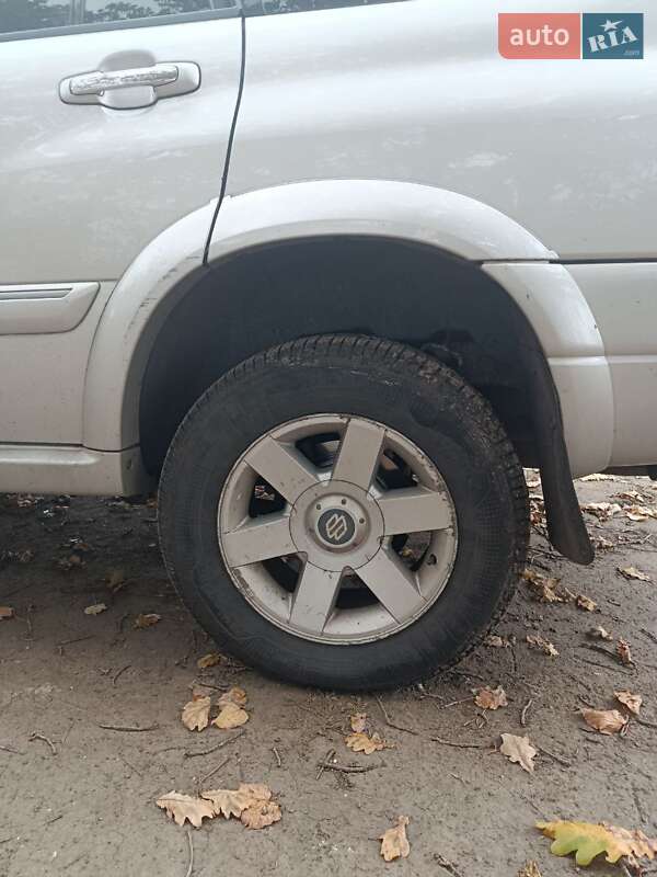 Внедорожник / Кроссовер Suzuki Grand Vitara XL7 2003 в Киеве