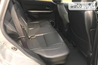 Позашляховик / Кросовер Suzuki Grand Vitara 2013 в 