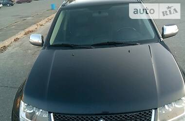 Позашляховик / Кросовер Suzuki Grand Vitara 2010 в 