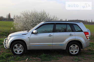 Позашляховик / Кросовер Suzuki Grand Vitara 2008 в 