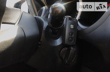 Позашляховик / Кросовер Suzuki Grand Vitara 2010 в 