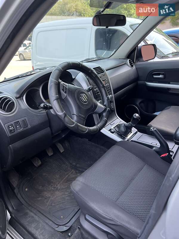 Внедорожник / Кроссовер Suzuki Grand Vitara 2008 в Днепре