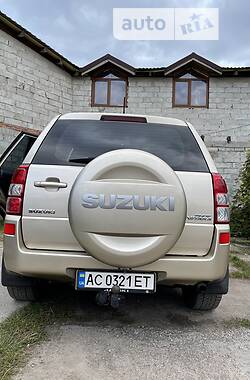 Позашляховик / Кросовер Suzuki Grand Vitara 2006 в Луцьку