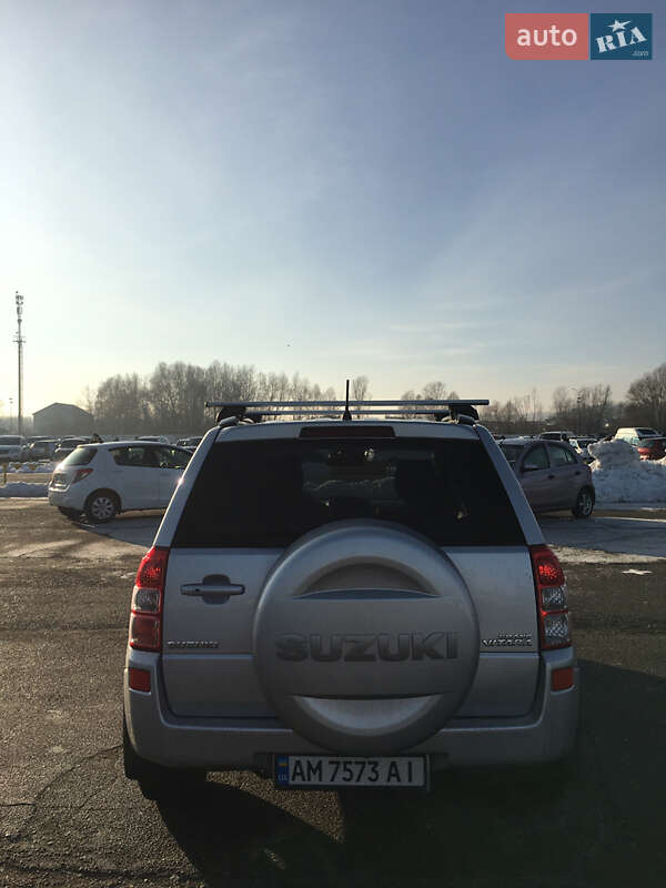 Внедорожник / Кроссовер Suzuki Grand Vitara 2007 в Киеве