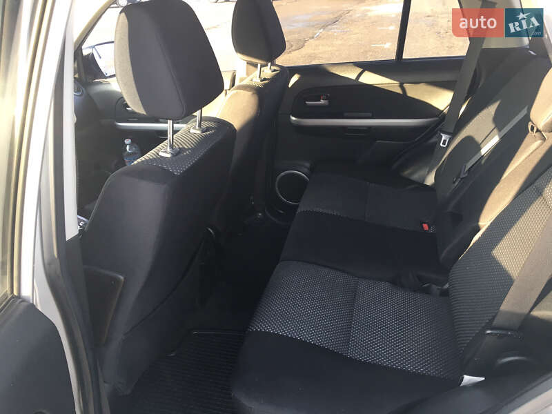 Внедорожник / Кроссовер Suzuki Grand Vitara 2007 в Киеве