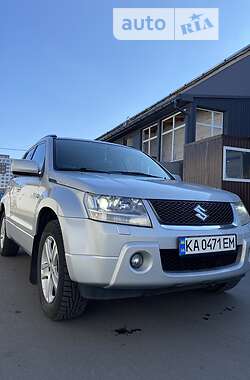 Внедорожник / Кроссовер Suzuki Grand Vitara 2007 в Вишневом