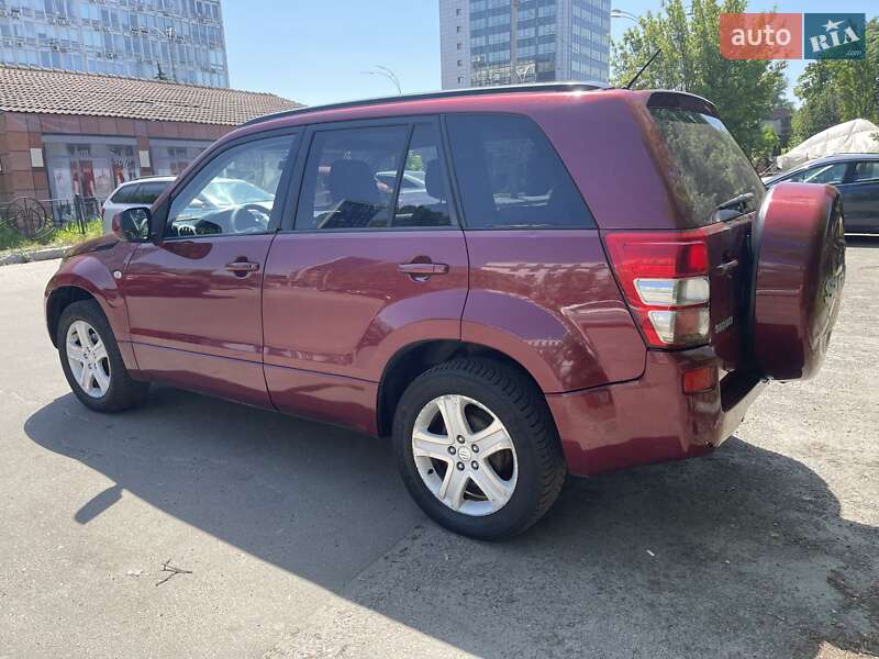 Внедорожник / Кроссовер Suzuki Grand Vitara 2008 в Киеве