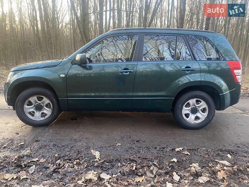 Позашляховик / Кросовер Suzuki Grand Vitara 2007 в Рівному