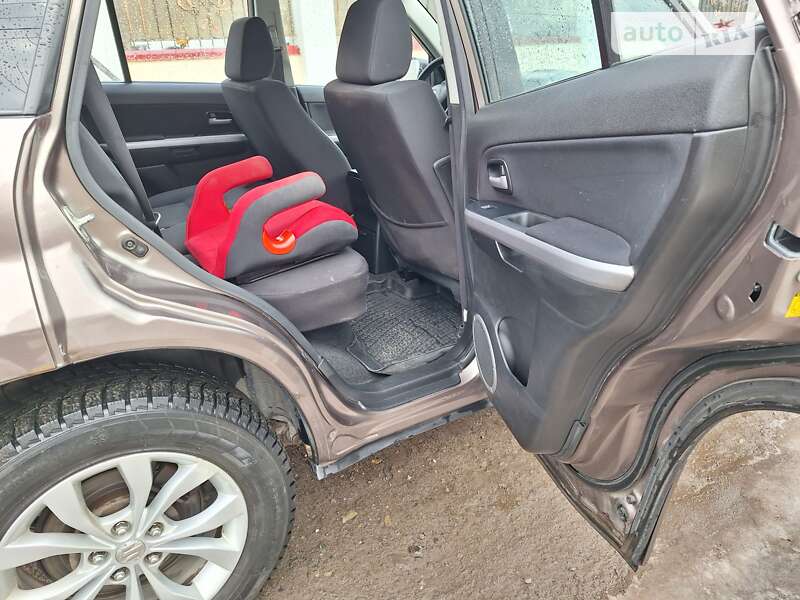 Внедорожник / Кроссовер Suzuki Grand Vitara 2015 в Львове