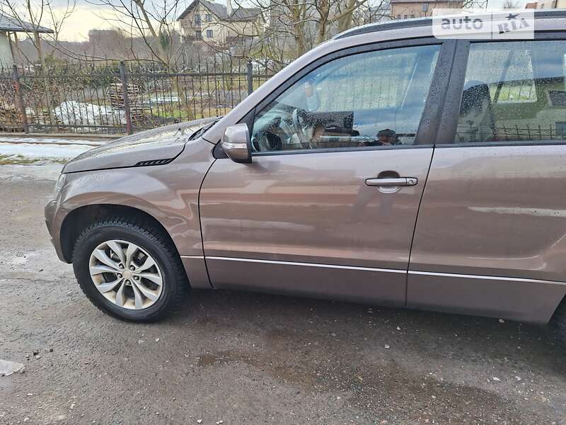 Внедорожник / Кроссовер Suzuki Grand Vitara 2015 в Львове