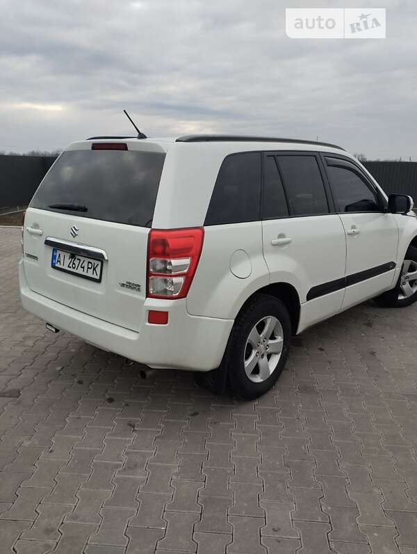 Позашляховик / Кросовер Suzuki Grand Vitara 2010 в Кагарлику