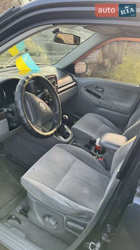 Внедорожник / Кроссовер Suzuki Grand Vitara 2003 в Кременчуге фото 5 Внедорожник / Кроссовер Suzuki Grand Vitara 2003 в Кременчуге