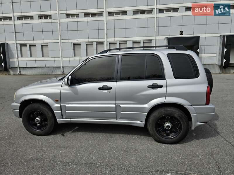 Внедорожник / Кроссовер Suzuki Grand Vitara 2003 в Днепре