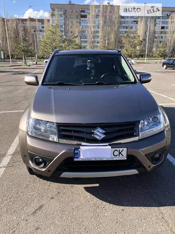 Внедорожник / Кроссовер Suzuki Grand Vitara 2016 в Николаеве