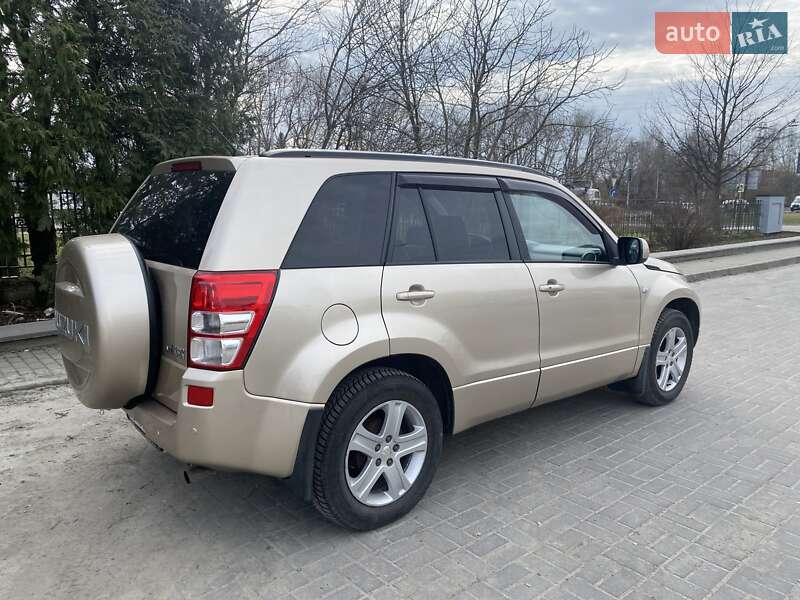 Внедорожник / Кроссовер Suzuki Grand Vitara 2006 в Львове