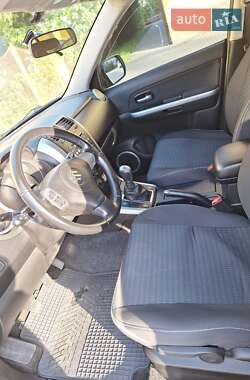 Внедорожник / Кроссовер Suzuki Grand Vitara 2015 в 