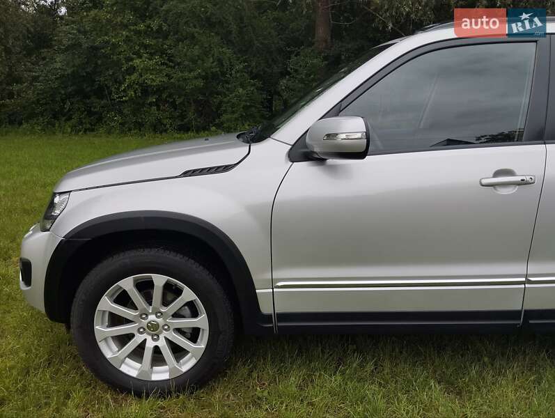 Позашляховик / Кросовер Suzuki Grand Vitara 2013 в Вінниці