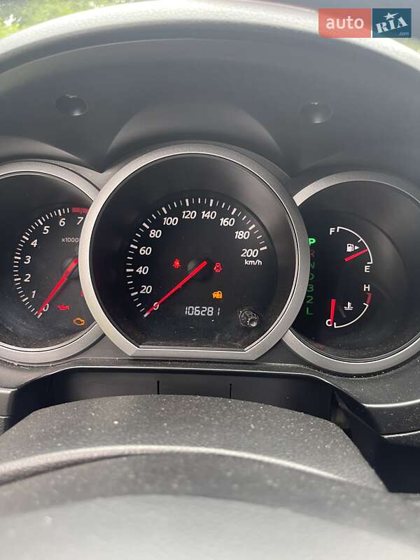 Внедорожник / Кроссовер Suzuki Grand Vitara 2006 в Киеве