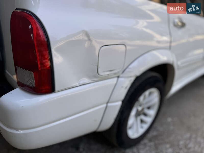 Внедорожник / Кроссовер Suzuki Grand Vitara 2005 в Краматорске