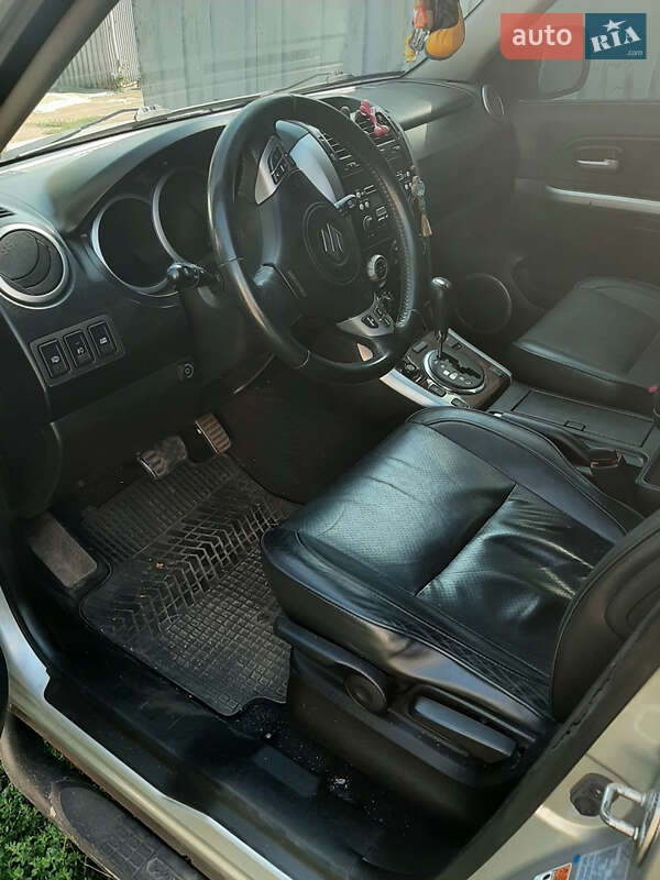 Внедорожник / Кроссовер Suzuki Grand Vitara 2006 в Черкассах