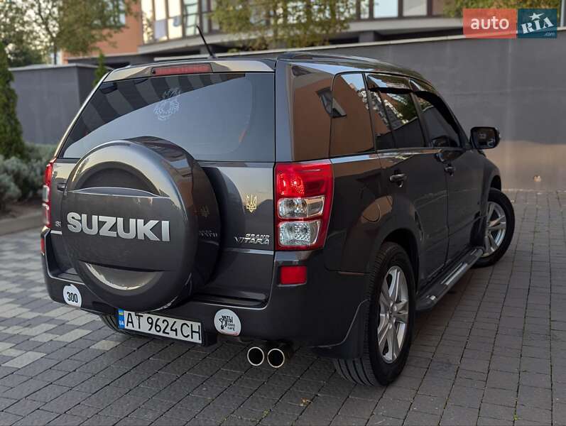 Позашляховик / Кросовер Suzuki Grand Vitara 2008 в Івано-Франківську