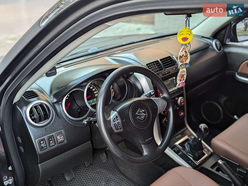 Позашляховик / Кросовер Suzuki Grand Vitara 2008 в Івано-Франківську