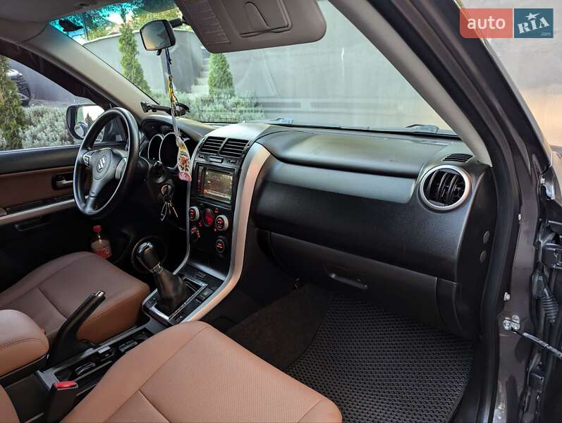 Позашляховик / Кросовер Suzuki Grand Vitara 2008 в Івано-Франківську