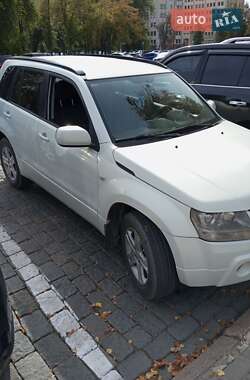 Внедорожник / Кроссовер Suzuki Grand Vitara 2006 в Харькове