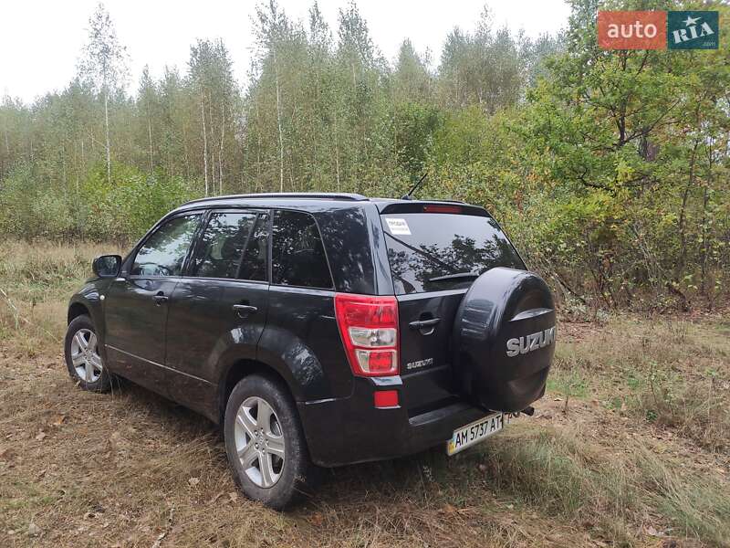 Внедорожник / Кроссовер Suzuki Grand Vitara 2008 в Киеве