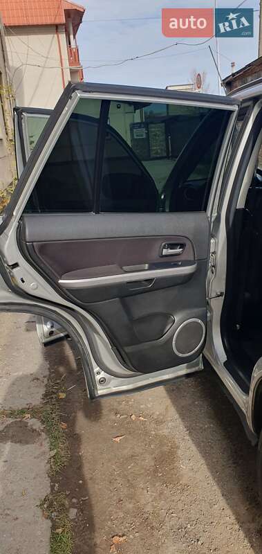 Внедорожник / Кроссовер Suzuki Grand Vitara 2011 в Ивано-Франковске