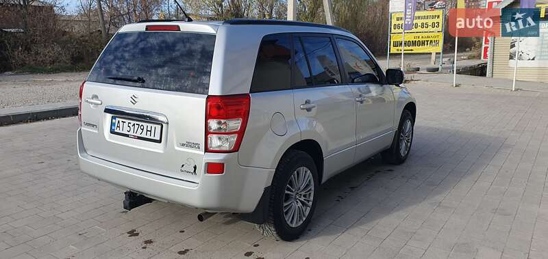 Внедорожник / Кроссовер Suzuki Grand Vitara 2011 в Ивано-Франковске