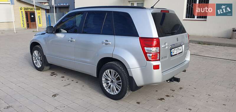 Внедорожник / Кроссовер Suzuki Grand Vitara 2011 в Ивано-Франковске