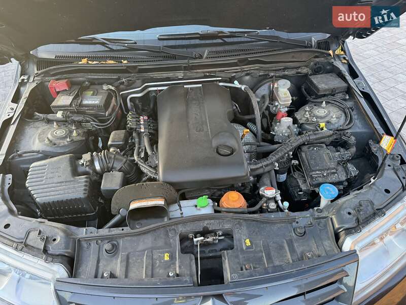 Позашляховик / Кросовер Suzuki Grand Vitara 2015 в Луцьку