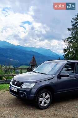 Внедорожник / Кроссовер Suzuki Grand Vitara 2011 в Ровно