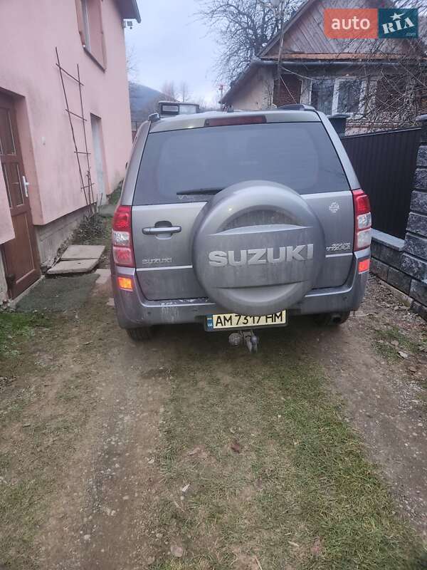 Внедорожник / Кроссовер Suzuki Grand Vitara 2007 в Ждениеве фото 6 Внедорожник / Кроссовер Suzuki Grand Vitara 2007 в Ждениеве