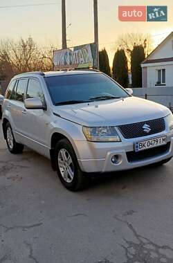 Внедорожник / Кроссовер Suzuki Grand Vitara 2006 в Остроге