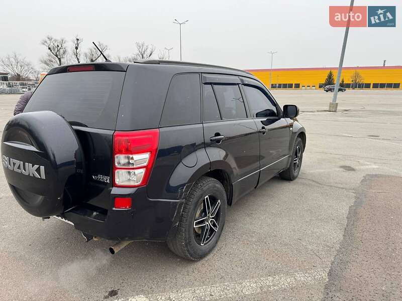 Позашляховик / Кросовер Suzuki Grand Vitara 2007 в Чернівцях