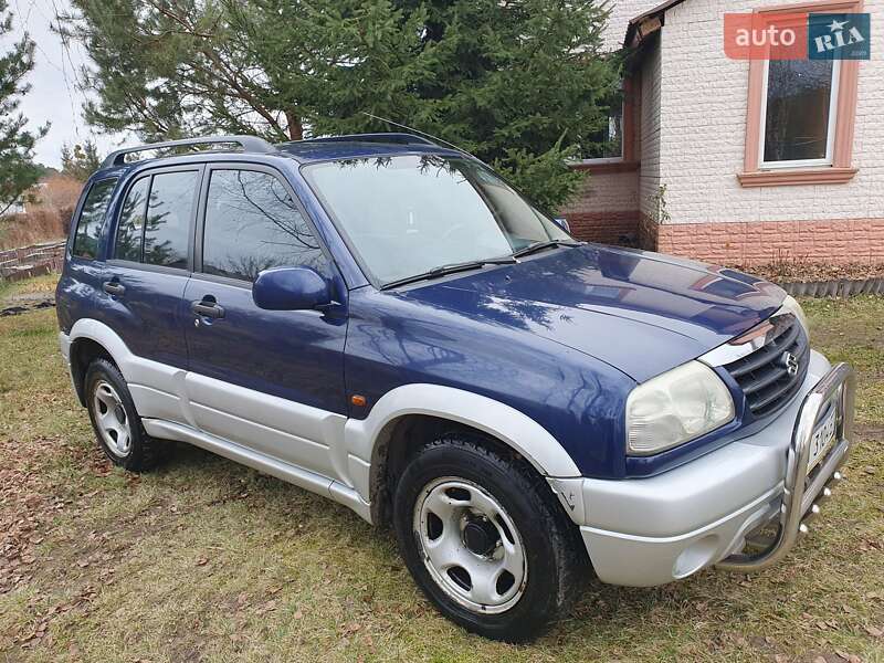 Внедорожник / Кроссовер Suzuki Grand Vitara 2004 в Киеве