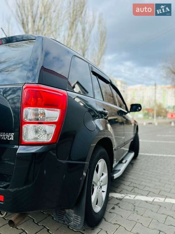 Внедорожник / Кроссовер Suzuki Grand Vitara 2010 в Одессе