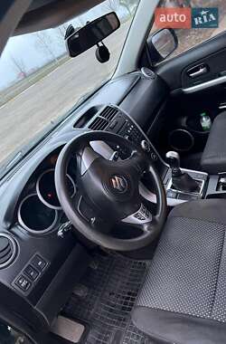 Внедорожник / Кроссовер Suzuki Grand Vitara 2006 в 