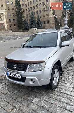 Внедорожник / Кроссовер Suzuki Grand Vitara 2009 в Харькове