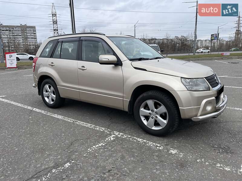 Позашляховик / Кросовер Suzuki Grand Vitara 2008 в Києві